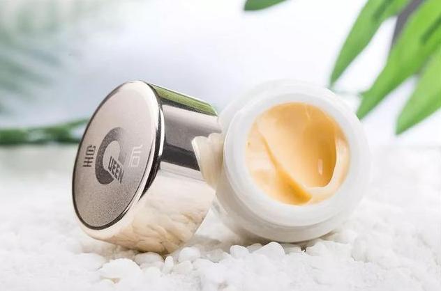 药店有一种“佑颜神药”,皮肤越擦越白嫩,关键不贵,遇到别错过