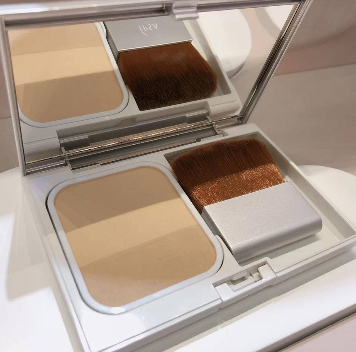 粉饼的使用方法新手,定妆遮瑕蜜粉饼怎么用