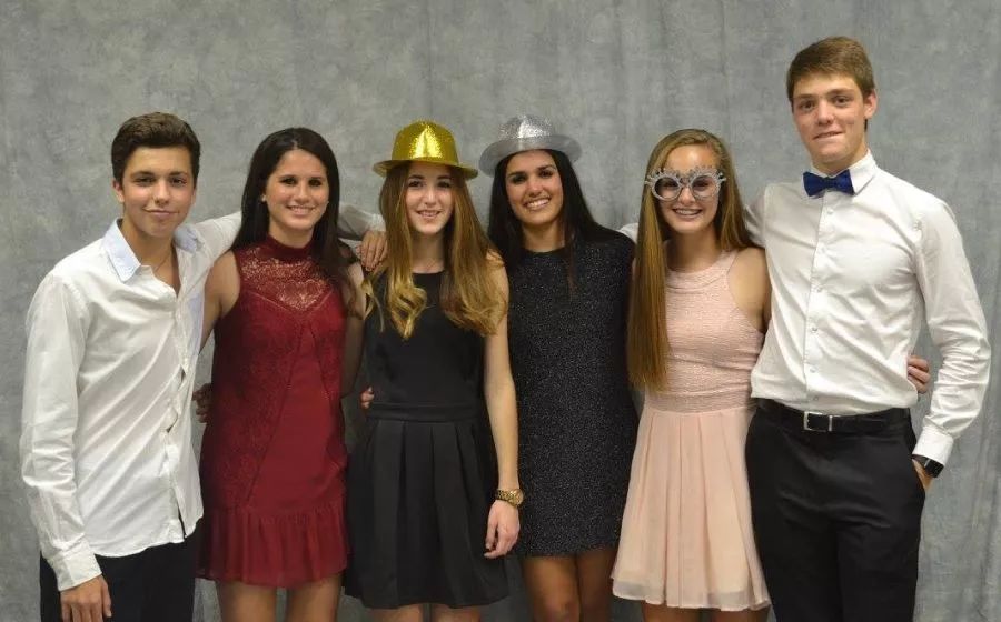 鏂板槈鍑哄浗,缇庡浗鍩虹潱瀛︽牎