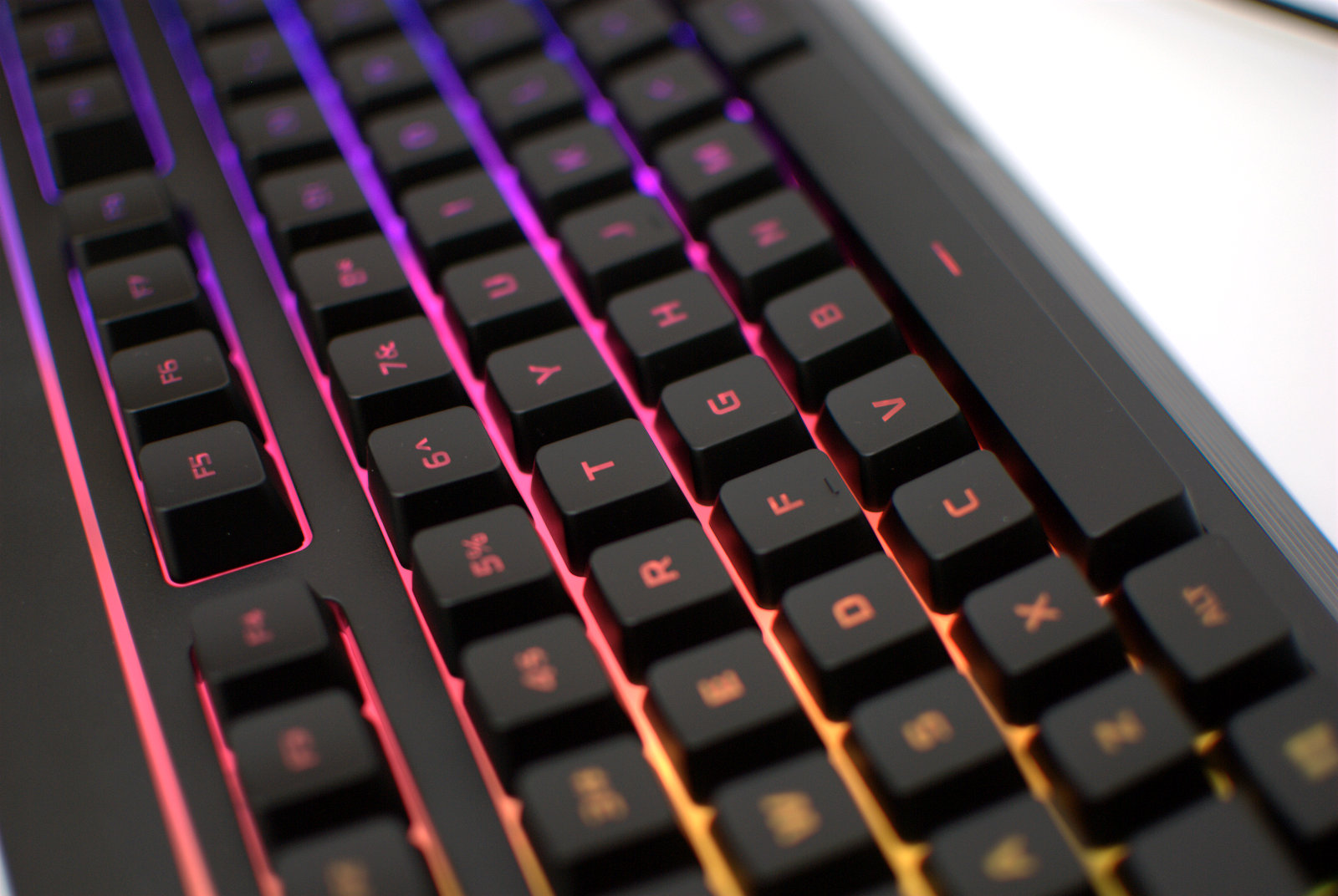 金士顿hyperx键盘火轴怎么样,金士顿hyperx键盘是热插拔吗