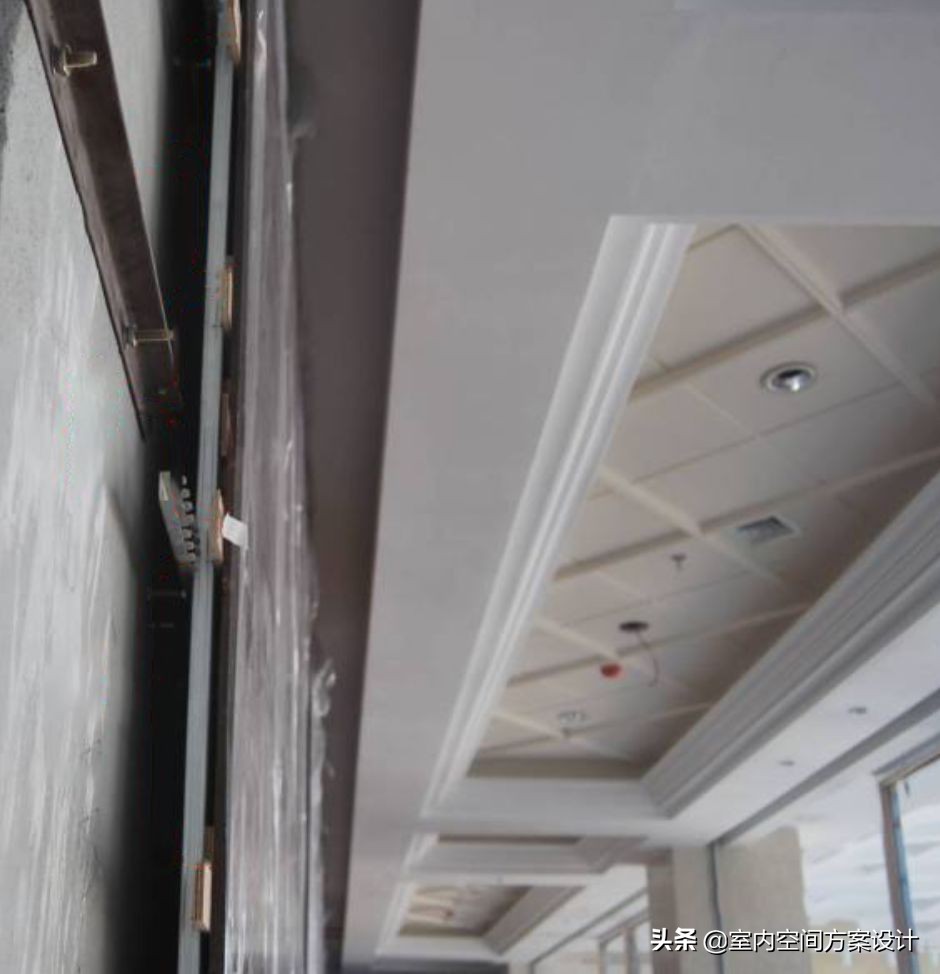 电梯门套应怎样做,电梯门和门套