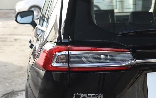 丰田途昂七座suv,丰田黑豹