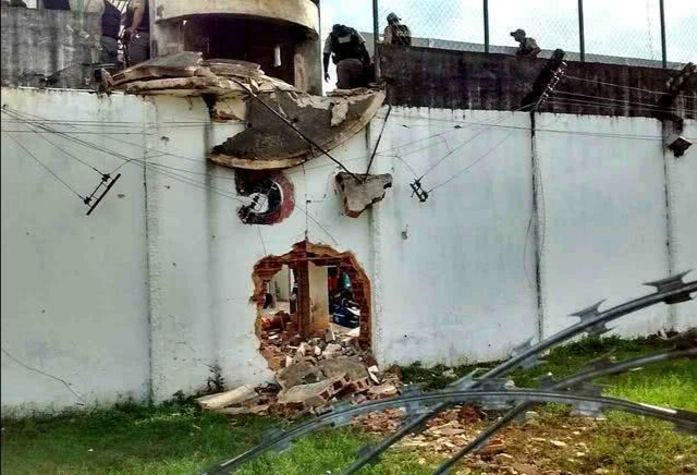 巴西超千名囚犯越狱后续,上千名囚犯集体越狱