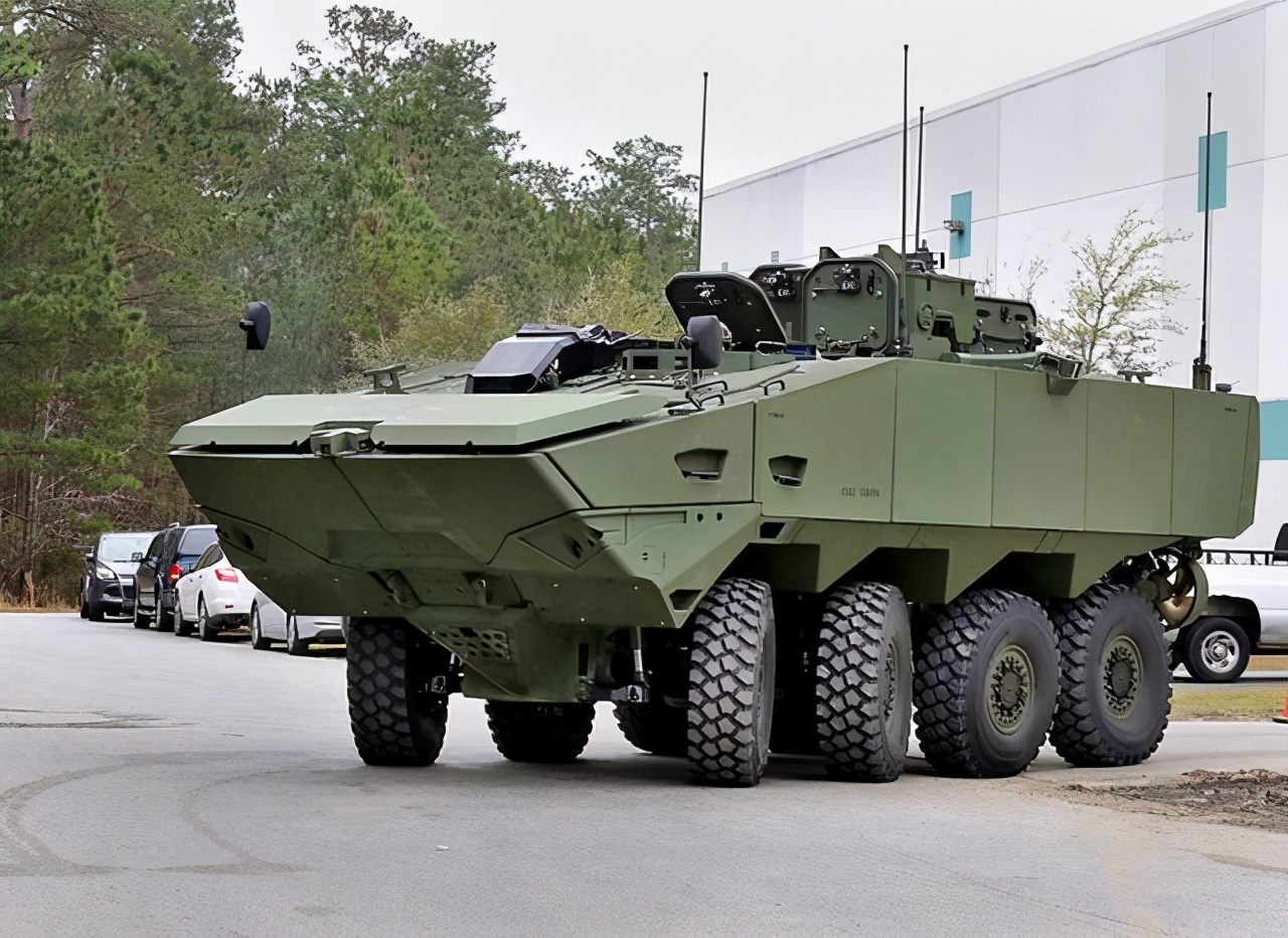 摩天大楼钢铁怪兽,摩天大厦狂暴巨兽视频