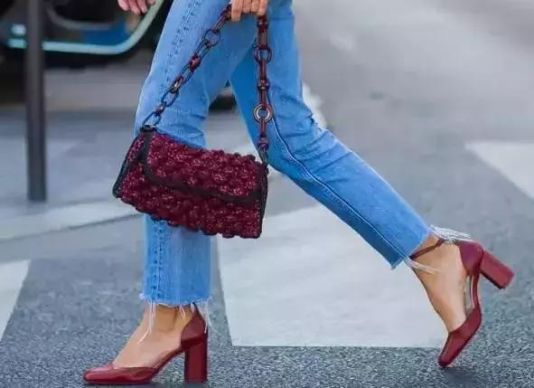 裤腰小怎么办30年老裁缝教你一招,牛仔裤腰大了怎么剪一刀改小