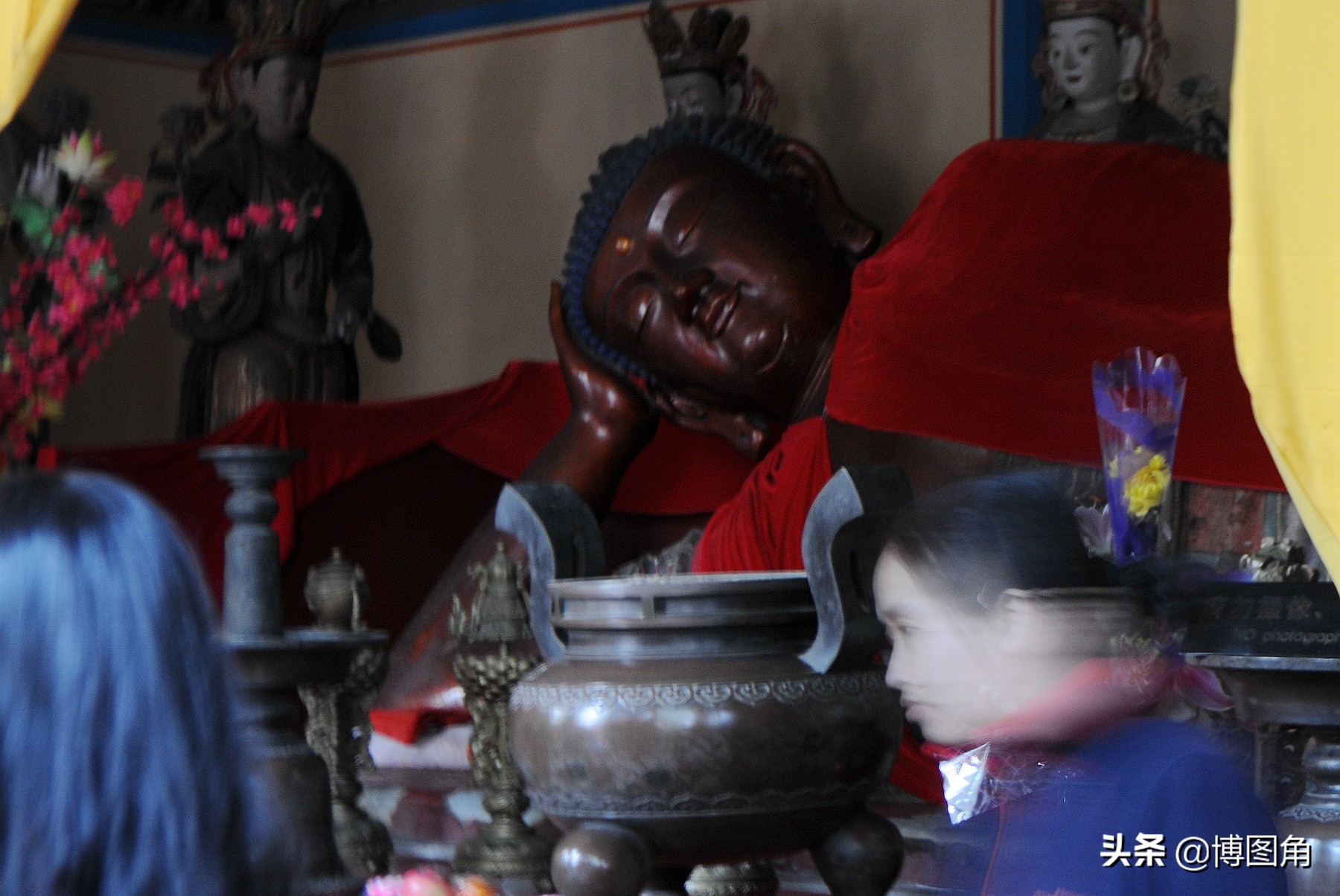 卧佛寺十八罗汉,玉佛寺的十八罗汉