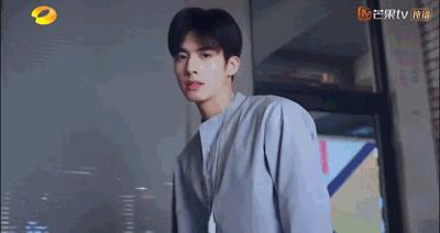 宋茜优雅随性彰显魅力,欣赏宋茜的正确打开方式