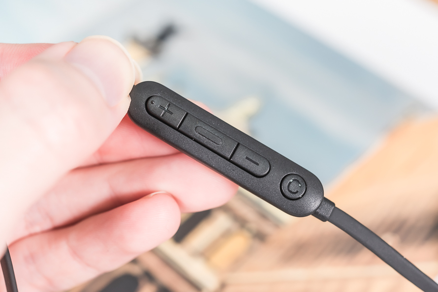 索尼wi-1000x与boseqc30谁好,索尼wi1000xm2对比boseqc30