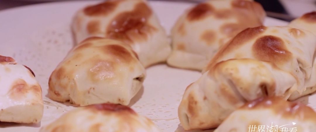 蟹黄包蟹黄烧饼,地方特色美食蟹黄肉包