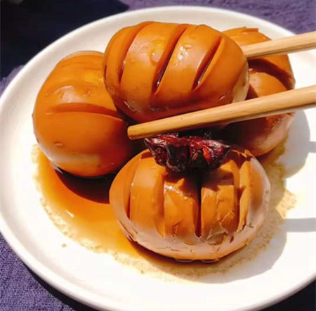 茶叶蛋放啤酒的做法,往鸡蛋里加可乐