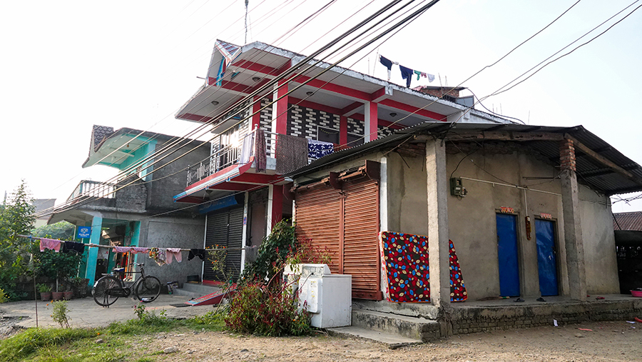 尼泊尔十堰,尼泊尔为什么这么穷