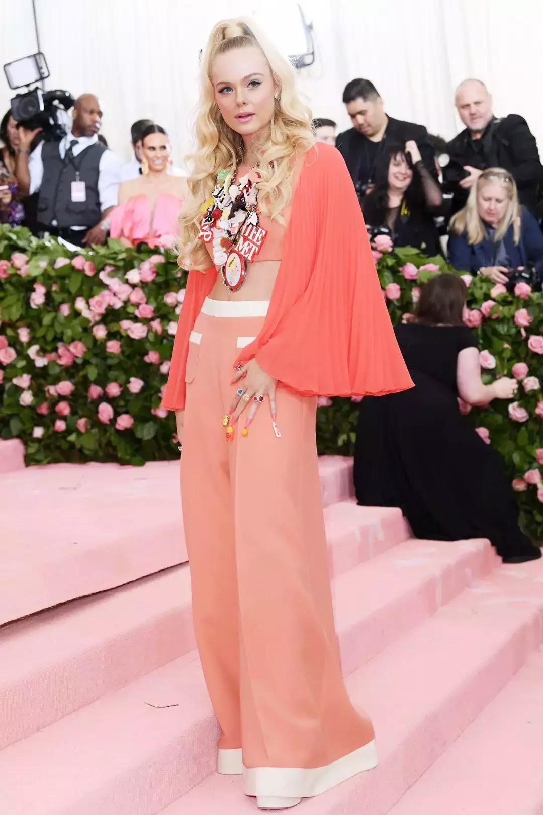 MetGala｜他们都在骗你，今年时尚奥斯卡的主题，是中国古代神话