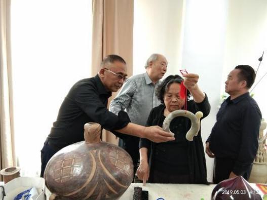 古代盟书大放异彩国宝级*物文**战国盟书学术鉴定专家研讨会召开