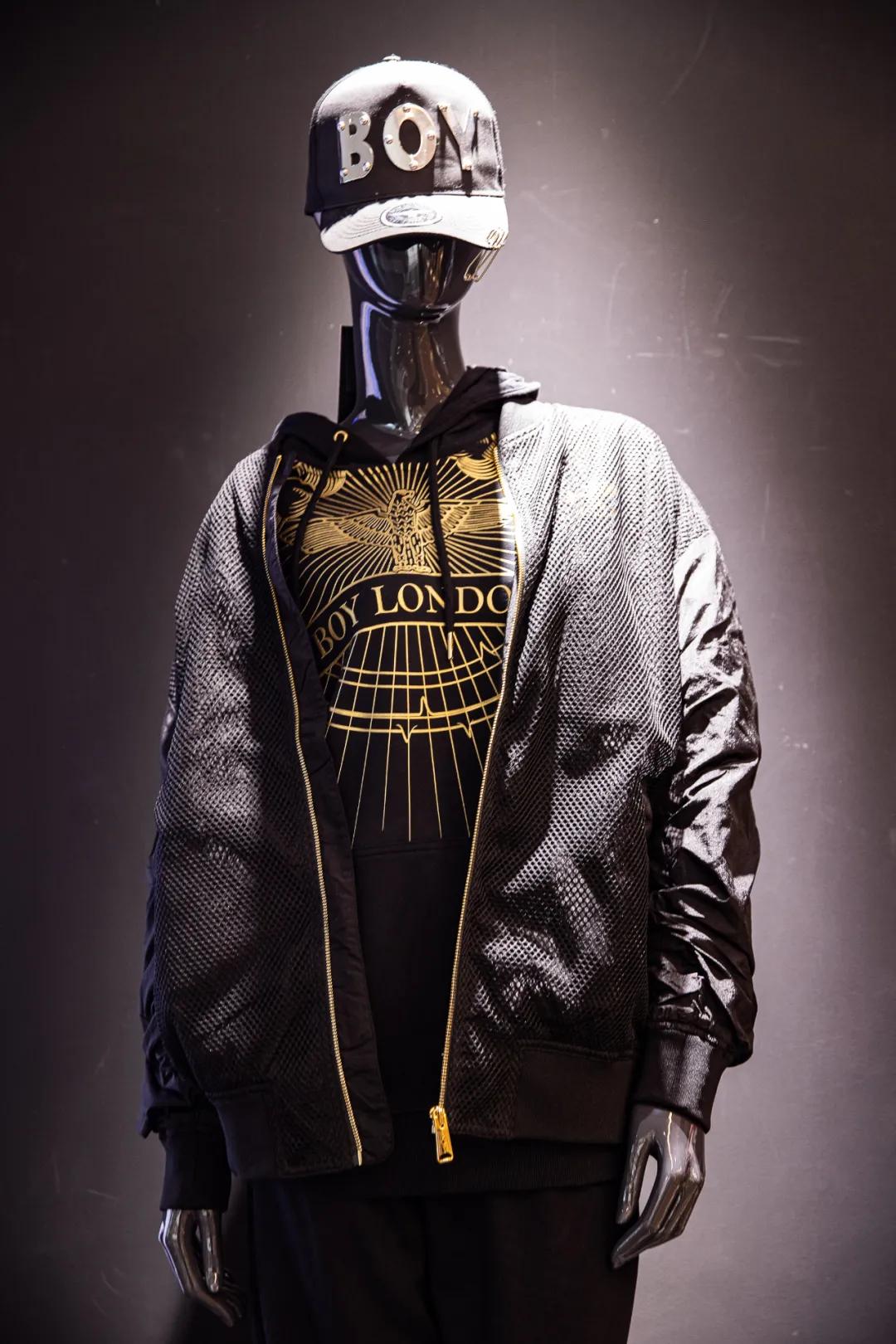 用不着加群拼团！来罗马春天奥莱，做真正的气质名媛