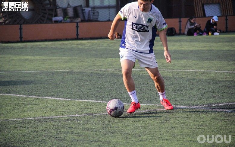 鑰愬厠phantomvenomag,nikehypervenomphantom娴嬭瘎