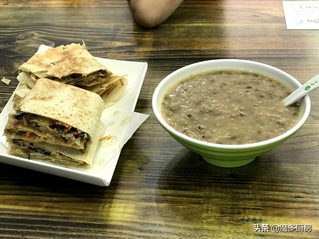 8元一个菜,简单菜煎饼做法全过程