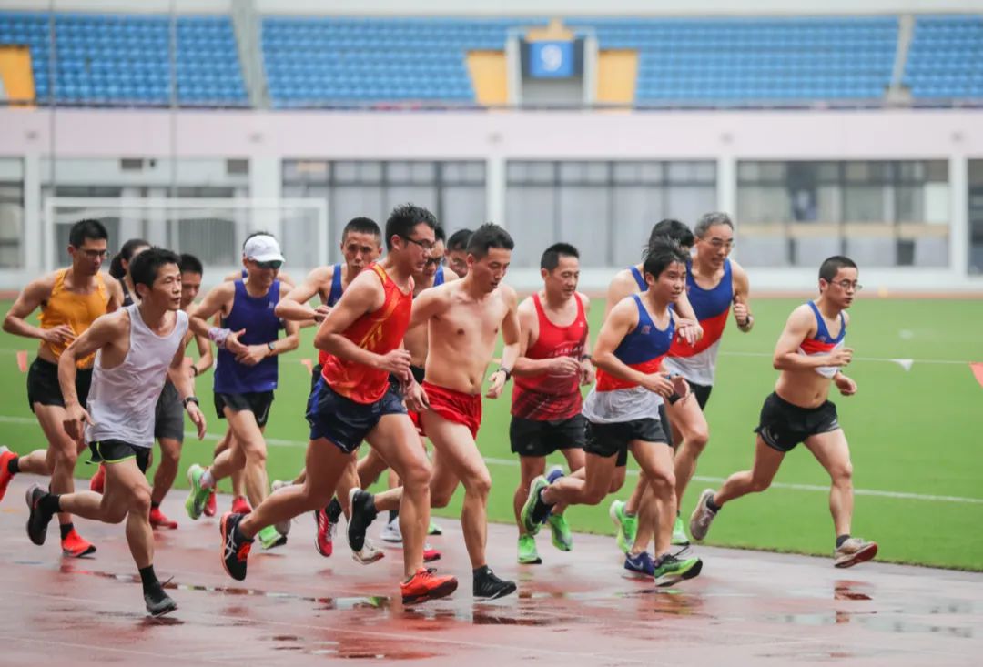 亚索800米间歇跑训练方法,800米一周训练方法