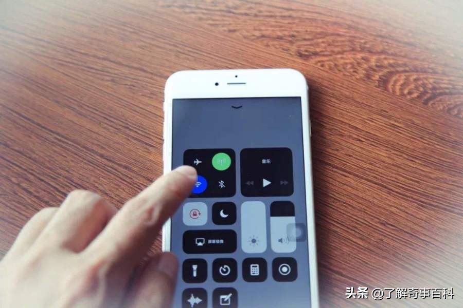 手机飞行模式的隐藏玩法,手机飞行模式隐藏了怎么弄出来