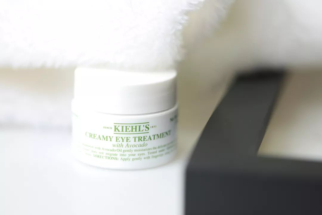 吴宣仪黑唇妆,吴宣仪被造型师吐槽