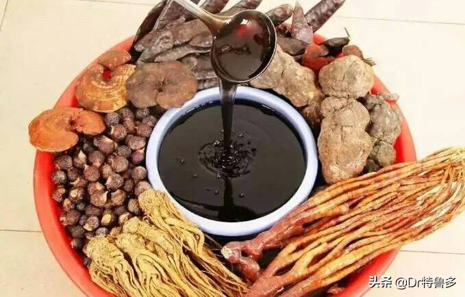 类风湿关节炎中医好还是西医好,中医讲风湿和类风湿关节炎区别