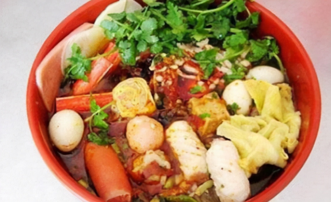 女生经常吃麻辣烫的坏处,女生说吃麻辣烫会有什么危害