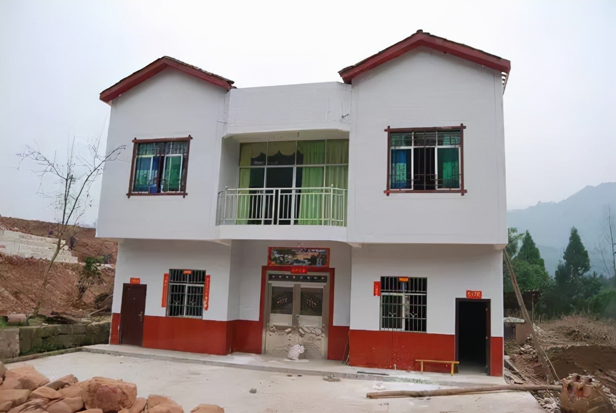 预制板坍塌的原因,预制板楼房渗漏会引起楼房坍塌吗