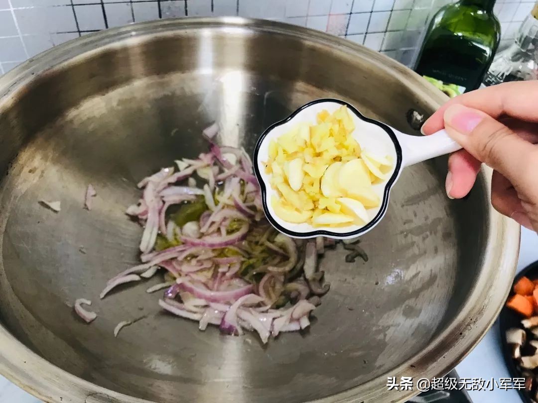 鸡胸肉这样做鲜嫩多汁一点也不柴,健康鸡胸肉的多种做法