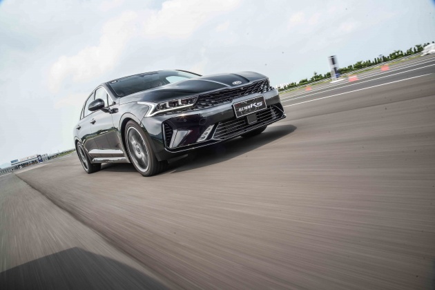 起亚k5凯酷底盘拆解视频,底盘素质