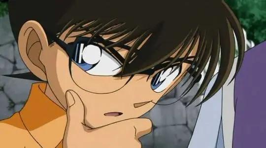 大学生校内卖水果,大学生在地摊上卖水果