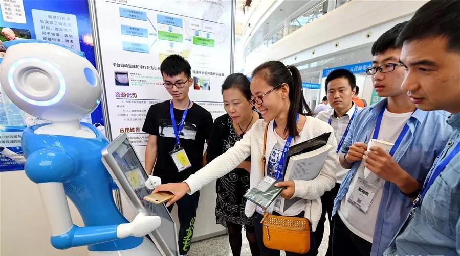 计算机哪个专业最吃香而且最简单,成人学计算机专业靠谱吗