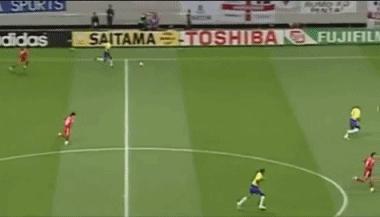 捅射！隔壁3岁小孩会用的射门技术，为什么我们总是踢不好？