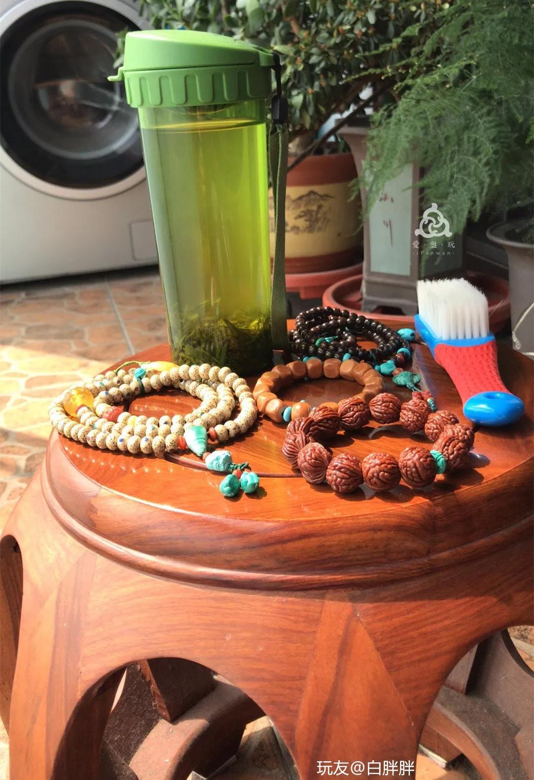 桃核手串玩家,桃核文玩爱好者