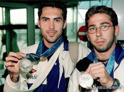 武磊24号球衣,武磊为什么选24号球衣