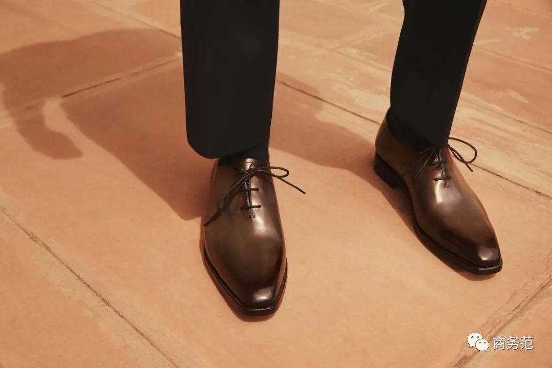 初入职场穿搭男士鞋,职场男士都穿什么品牌鞋