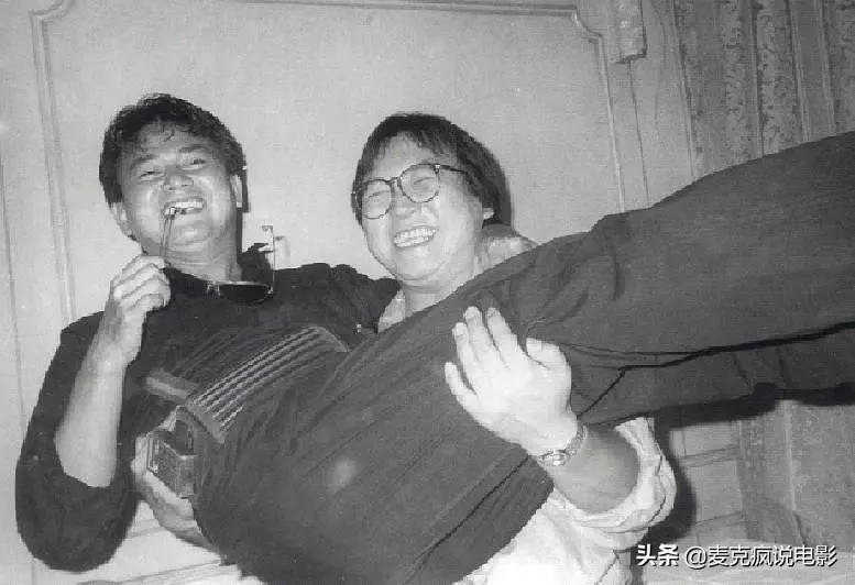 银幕上他是最无厘头的“祝枝山”，银幕外他是最有理的爱国艺人