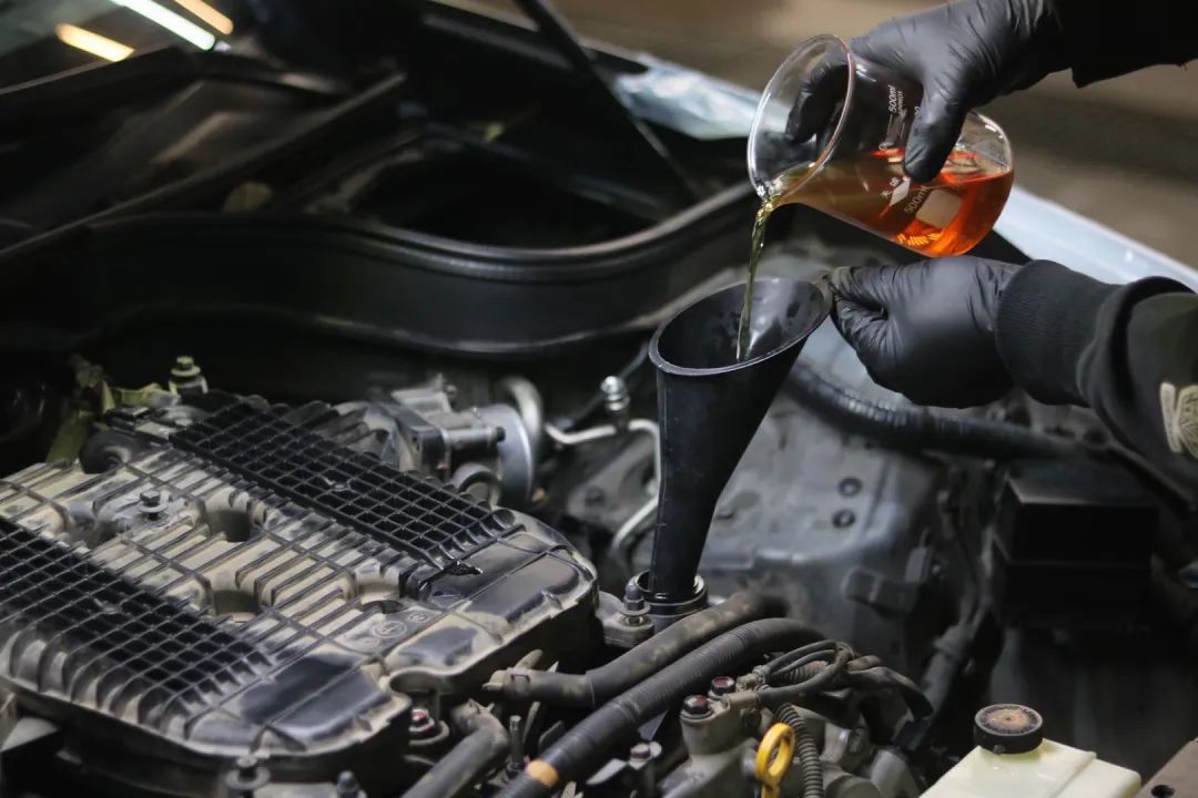 英菲尼迪g37s翻新,翻新英菲尼迪q70l