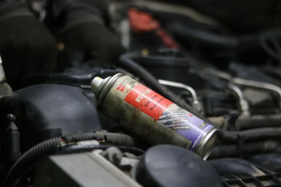 怪兽修车:翻新一辆11年破烂不堪的宝马GT,车况不忍直视