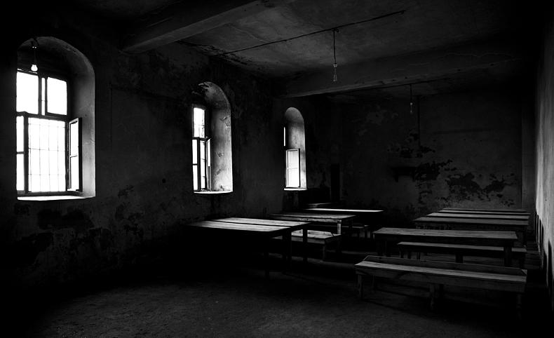 女囚犯临刑前发现惊天大秘密,女囚犯临死前发现惊天大秘密