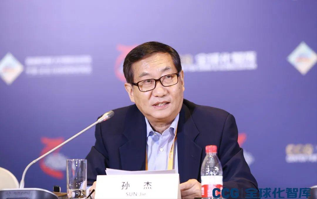 国家56万亿资金流入房产还是股市,450万亿中国房地产总市值