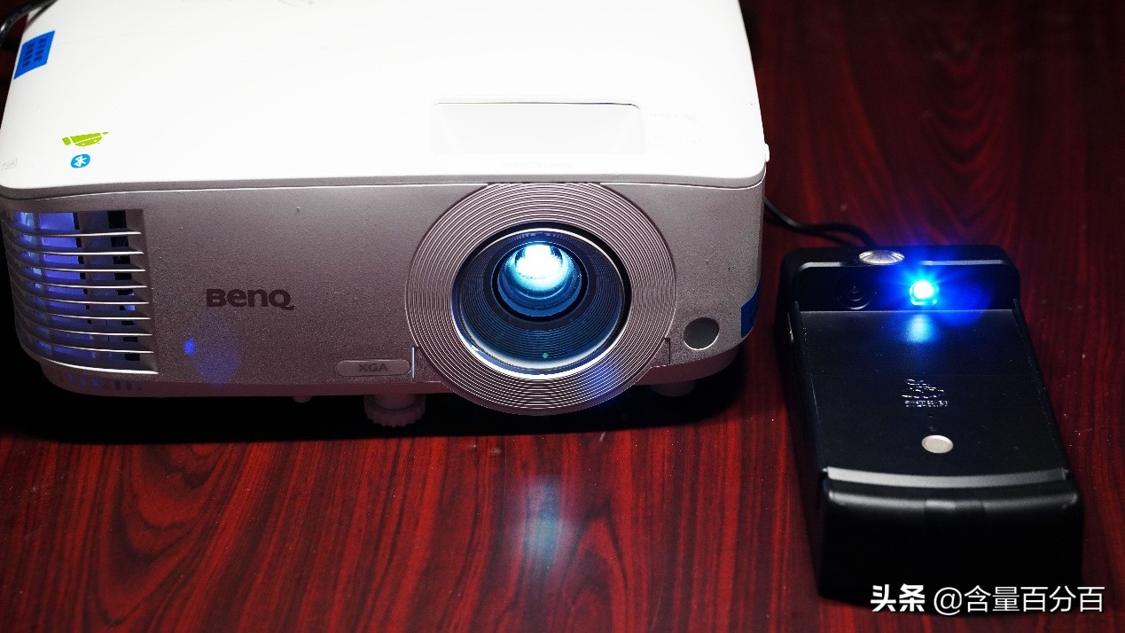 明基智能投影仪e540怎么样,明基e520无线投影仪使用教程