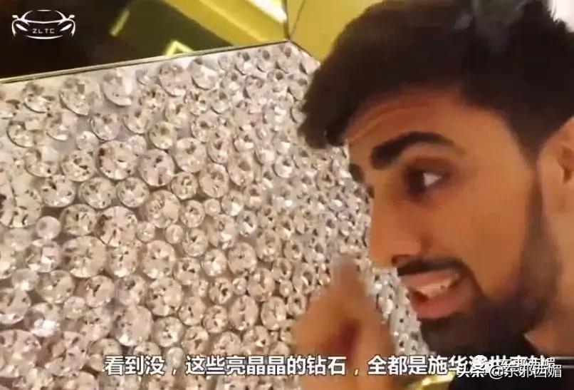 记不住她变化莫测的脸有什么关系？三层楼超豪华别墅过目难忘