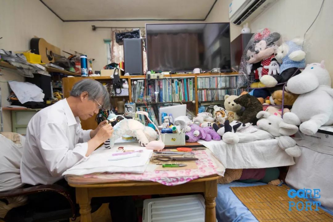 女人怕丑，男人怕秃，死了宠物，坏了玩偶，婴孩得照顾，产后得修复......上海滩的这些烦恼，如何去渡？