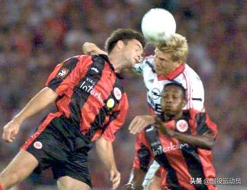 杨晨获得德甲传奇,中国足球杨晨完整版