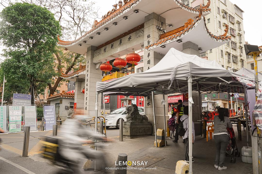 藏在水库的“阿姨街”,人均20块胖成猪