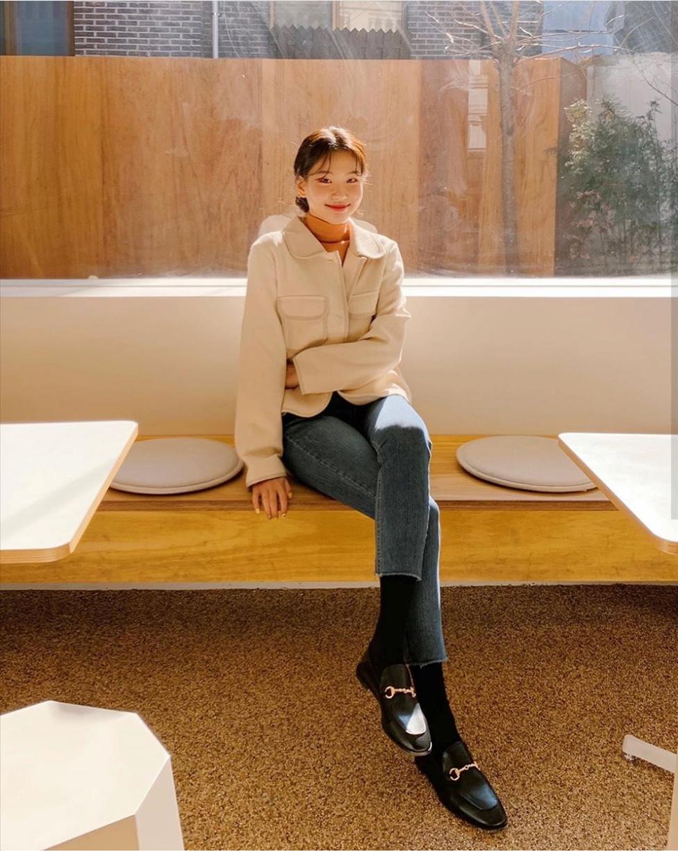 跟着关晓彤学瘦腿,和关晓彤一起学穿搭