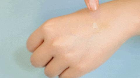 小孩长期嘴唇干裂起皮还出血,儿童嘴唇起皮干裂出血怎么办