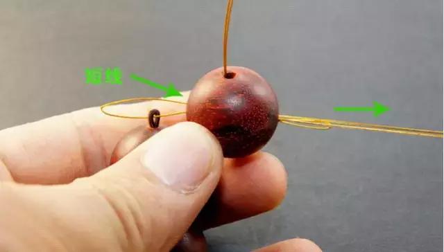 单绳隔珠打结视频教程,手串伸缩加珠绳打结法