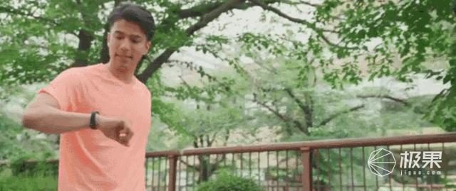 佳能用上200年前的技术造手环！彻底干掉充电器，功能一点不缩水