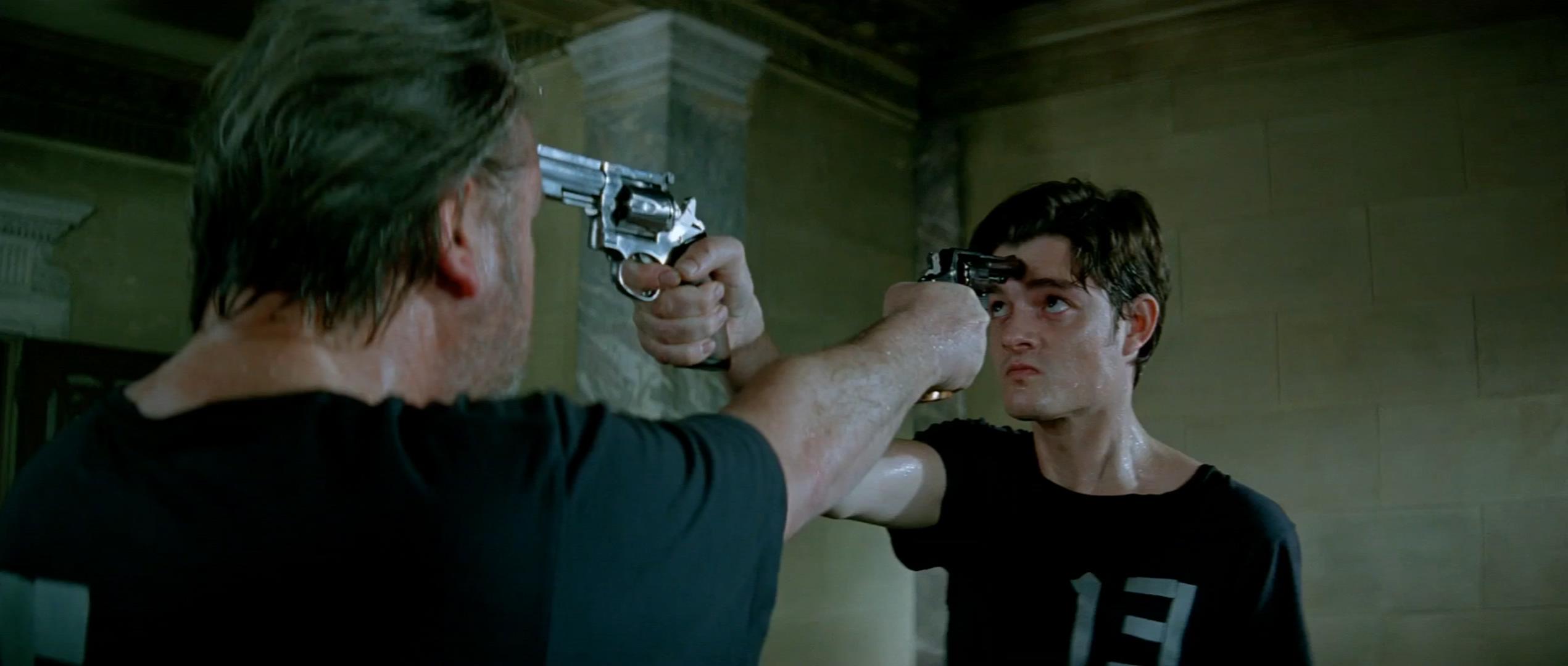 《13》：怎么把一大袋钱带走？