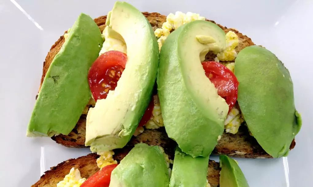 牛油果血腥,血腥牛油果